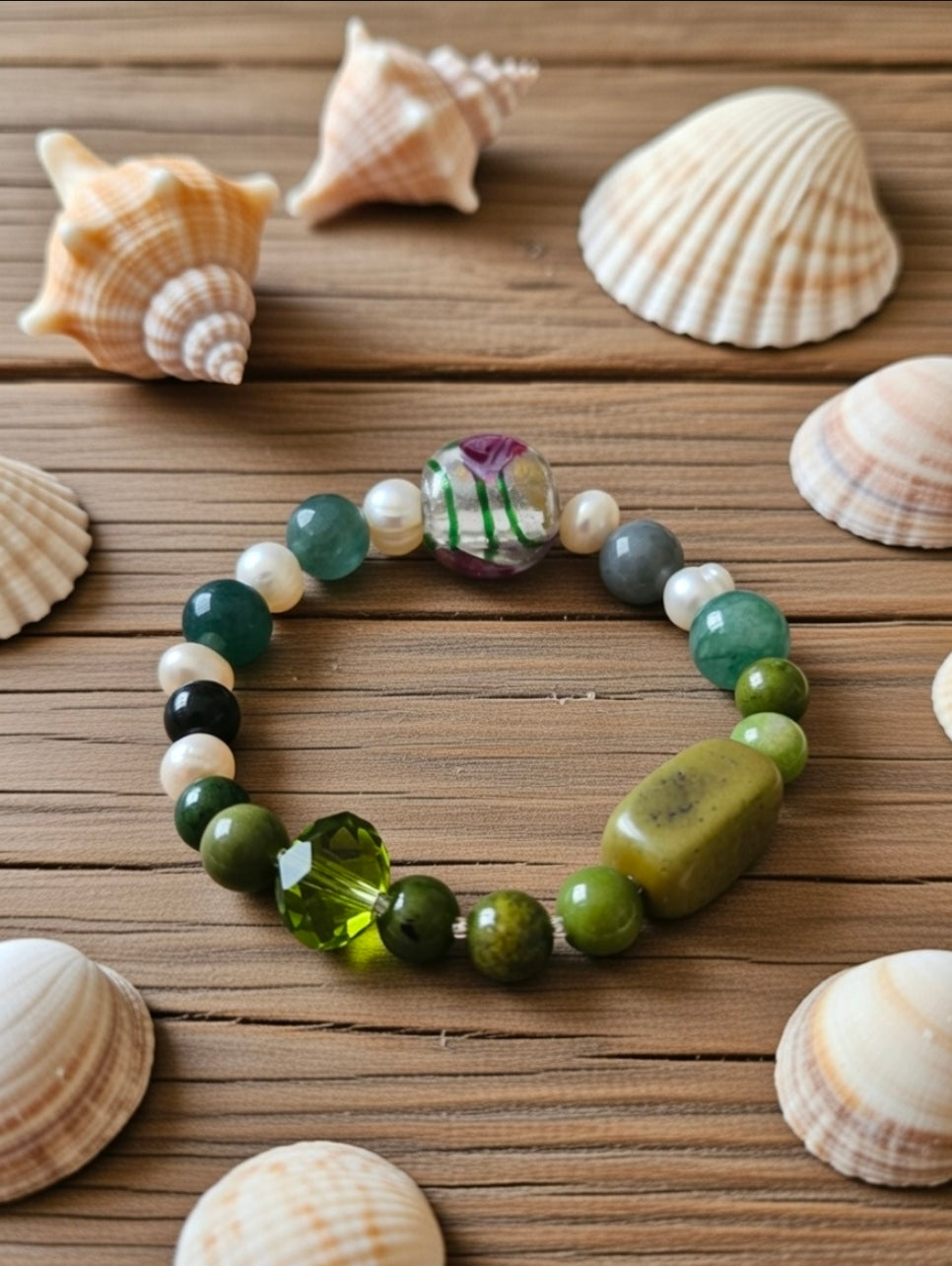 Bracelet of Pearls & Chrysoprase & Jade.