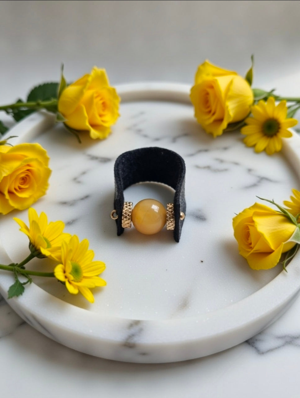 Yellow agate ring