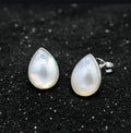 Mother-of-pearl stud earrings
