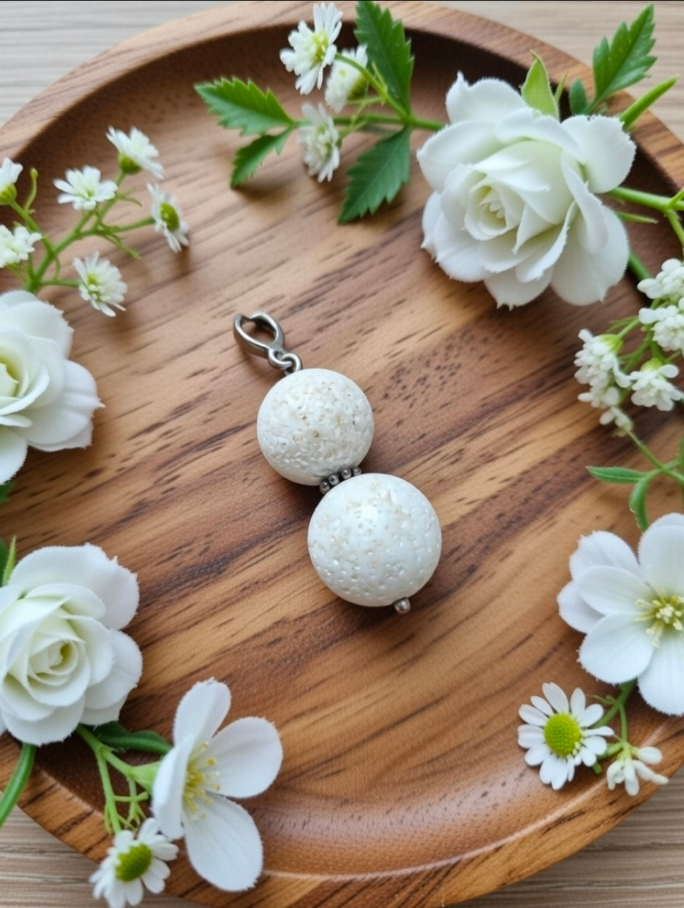 Coral pendant