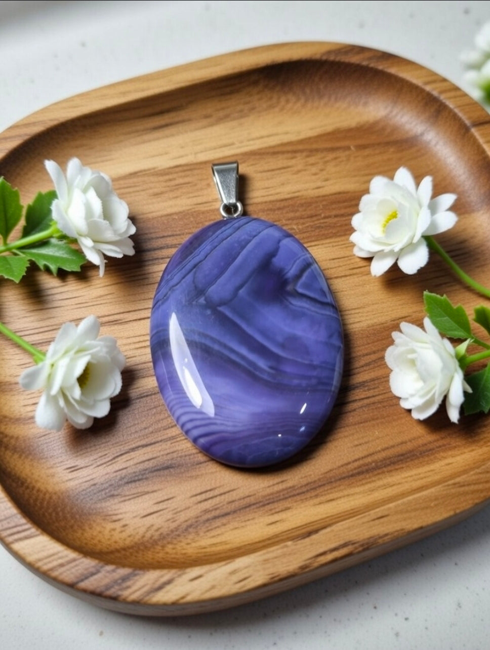 Agate pendant