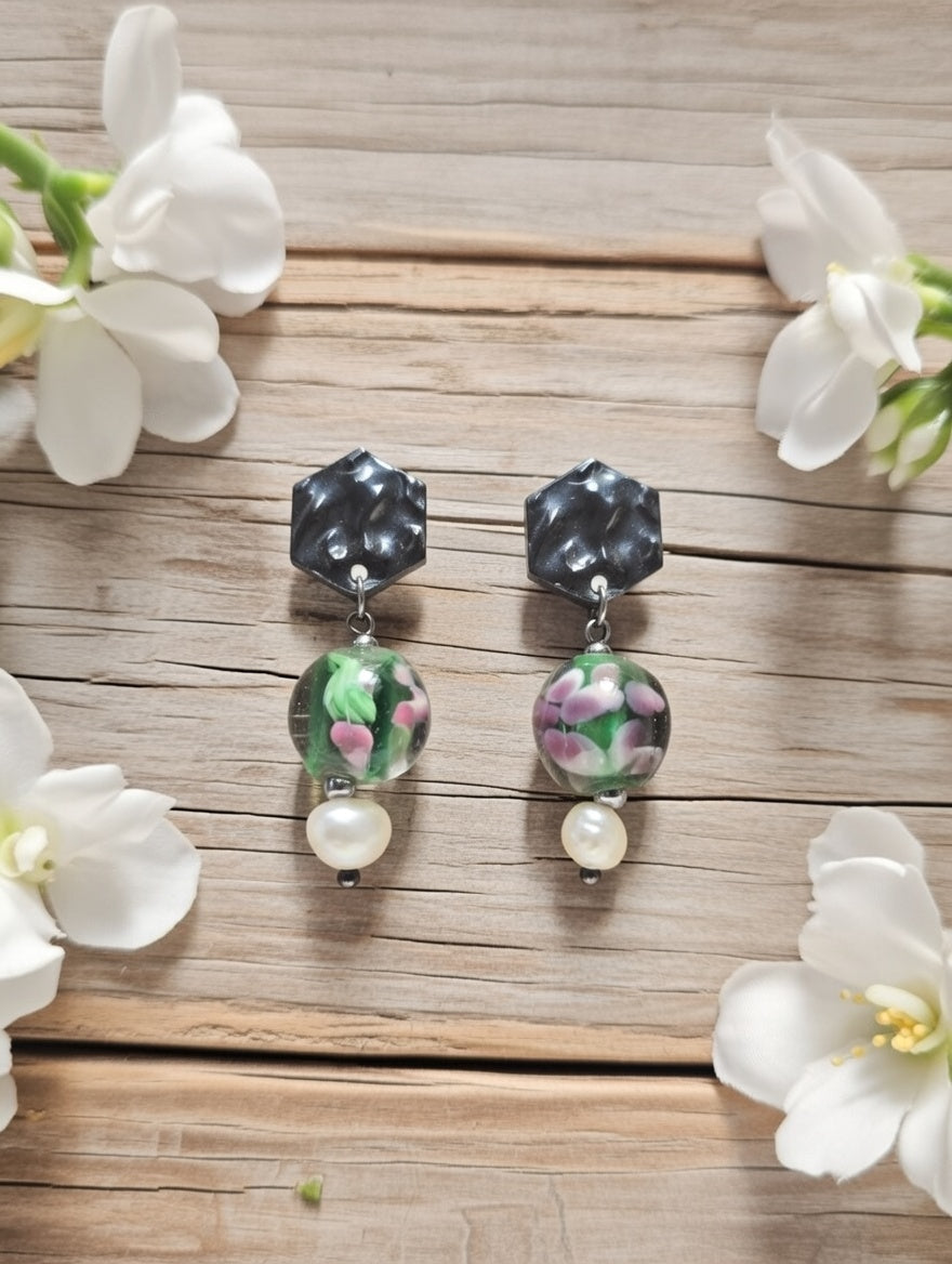 Еarrings with Pearl and Glass Bead